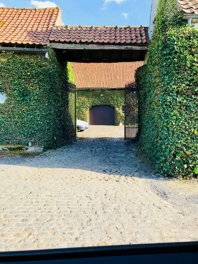 Apartmán La Ferme Des Roses Tournai Exteriér fotografie